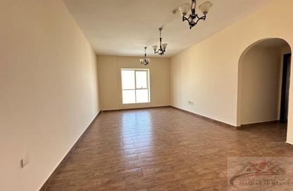 Apartment - 2 Bedrooms - 2 Bathrooms for rent in Muwaileh 29 Building - Muwaileh - Sharjah