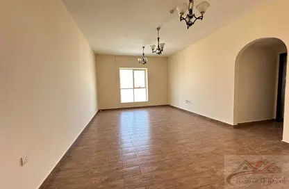 Apartment - 2 Bedrooms - 2 Bathrooms for rent in Muwaileh 29 Building - Muwaileh - Sharjah