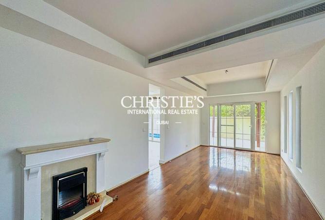 112760658 - Property Image 2