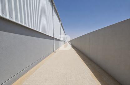 Warehouse - Studio for rent in Industrial Area 18 - Sharjah Industrial Area - Sharjah