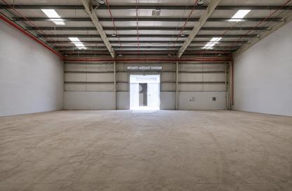 Warehouse - Studio for rent in Industrial Area 18 - Sharjah Industrial Area - Sharjah