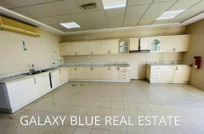 Villa - 4 - 5 for rent in Khalifa City A - Khalifa City - Abu Dhabi