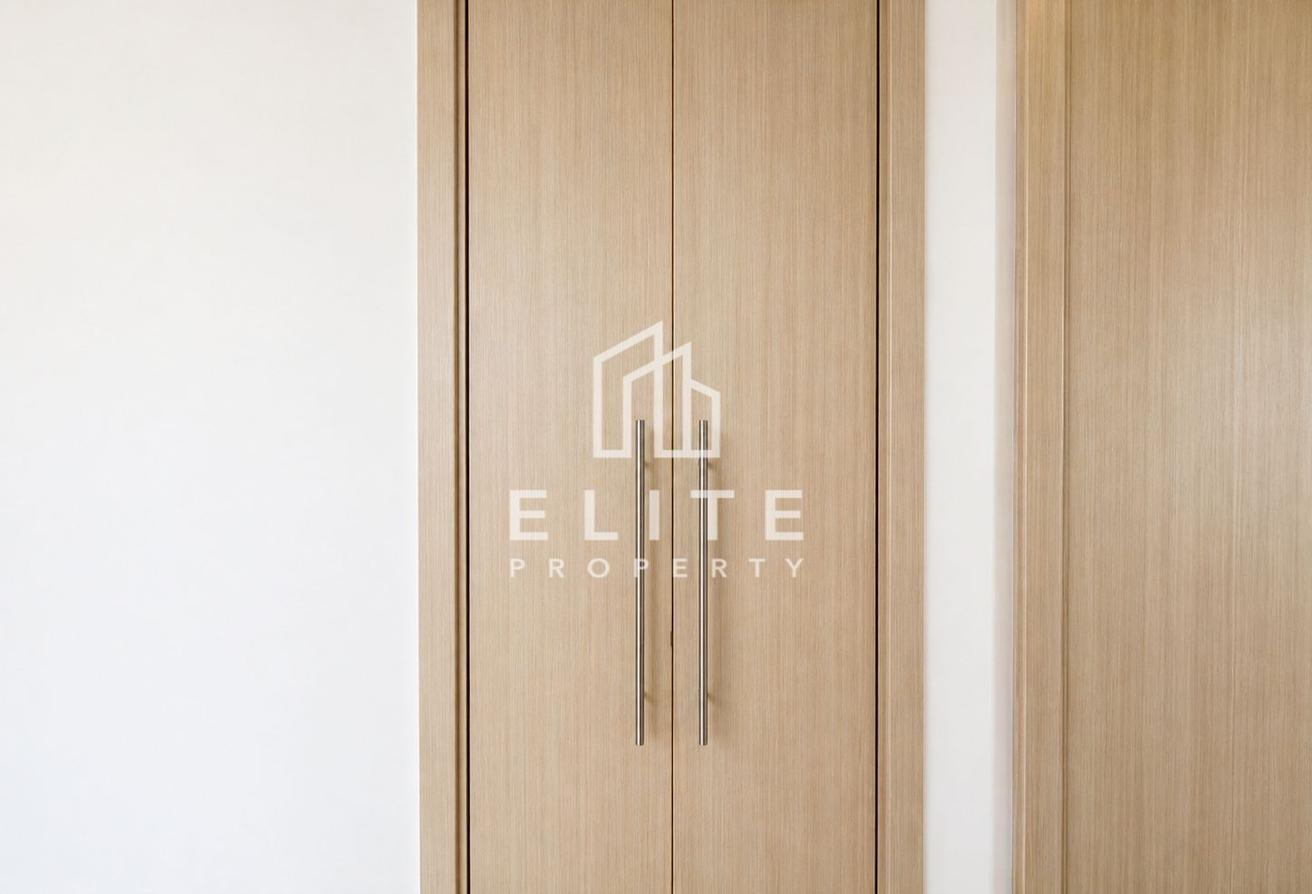 High Floor I Golf Course View I Spacious I 3 +Maid photo 10