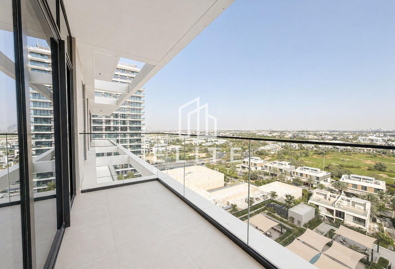 High Floor I Golf Course View I Spacious I 3 +Maid photo 20