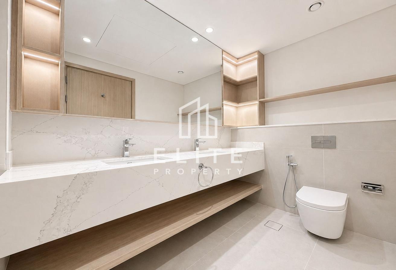 High Floor I Golf Course View I Spacious I 3 +Maid photo 18
