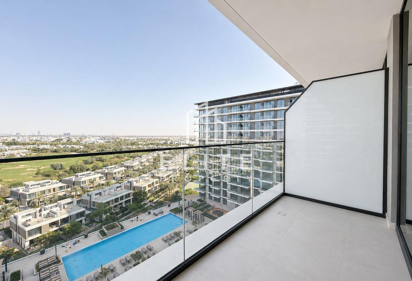 High Floor I Golf Course View I Spacious I 3 +Maid photo 19
