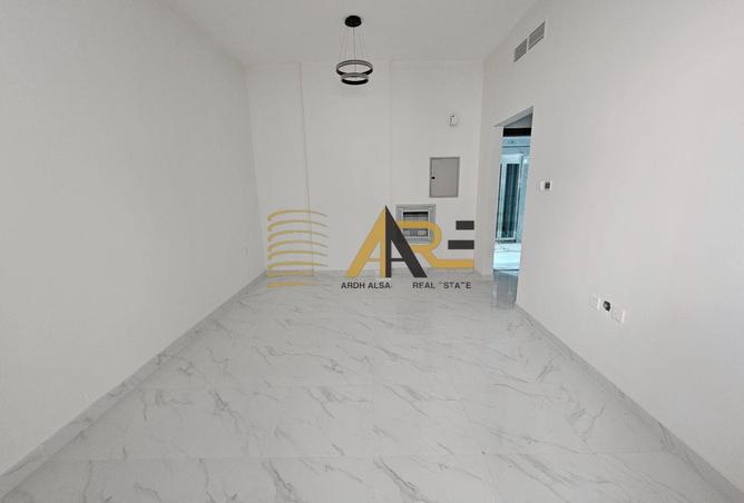 65916800 - Property Main Image