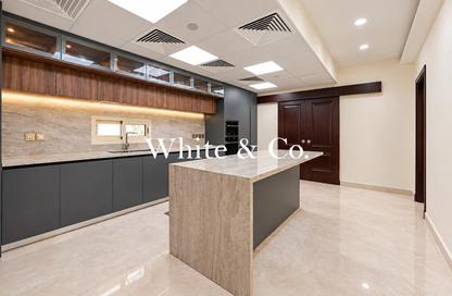Villa - 5 - 5 for rent in Meadows 5 - Meadows - Dubai