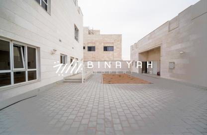 Villa - 6 Bedrooms - 7 Bathrooms for rent in Nad Al Sheba 4 - Nad Al Sheba - Dubai Villa - 6 Bedrooms - 7 Bathrooms for rent in Nad Al Sheba 4 - Nad Al Sheba - Dubai