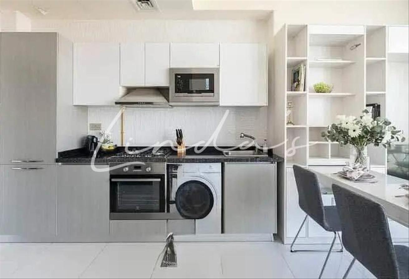 Studio | High Floor | Partially Furnished photo 3
