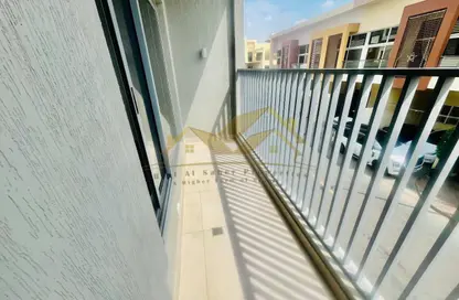 شقة - 2 غرف نوم - 3 حمامات للايجار في شارع الوصل - الوصل - دبي