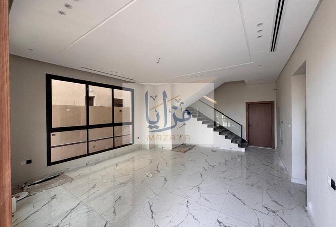 73850299 - Property Image 3