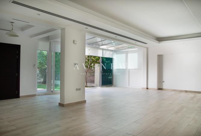 103702566 - Property Image 2