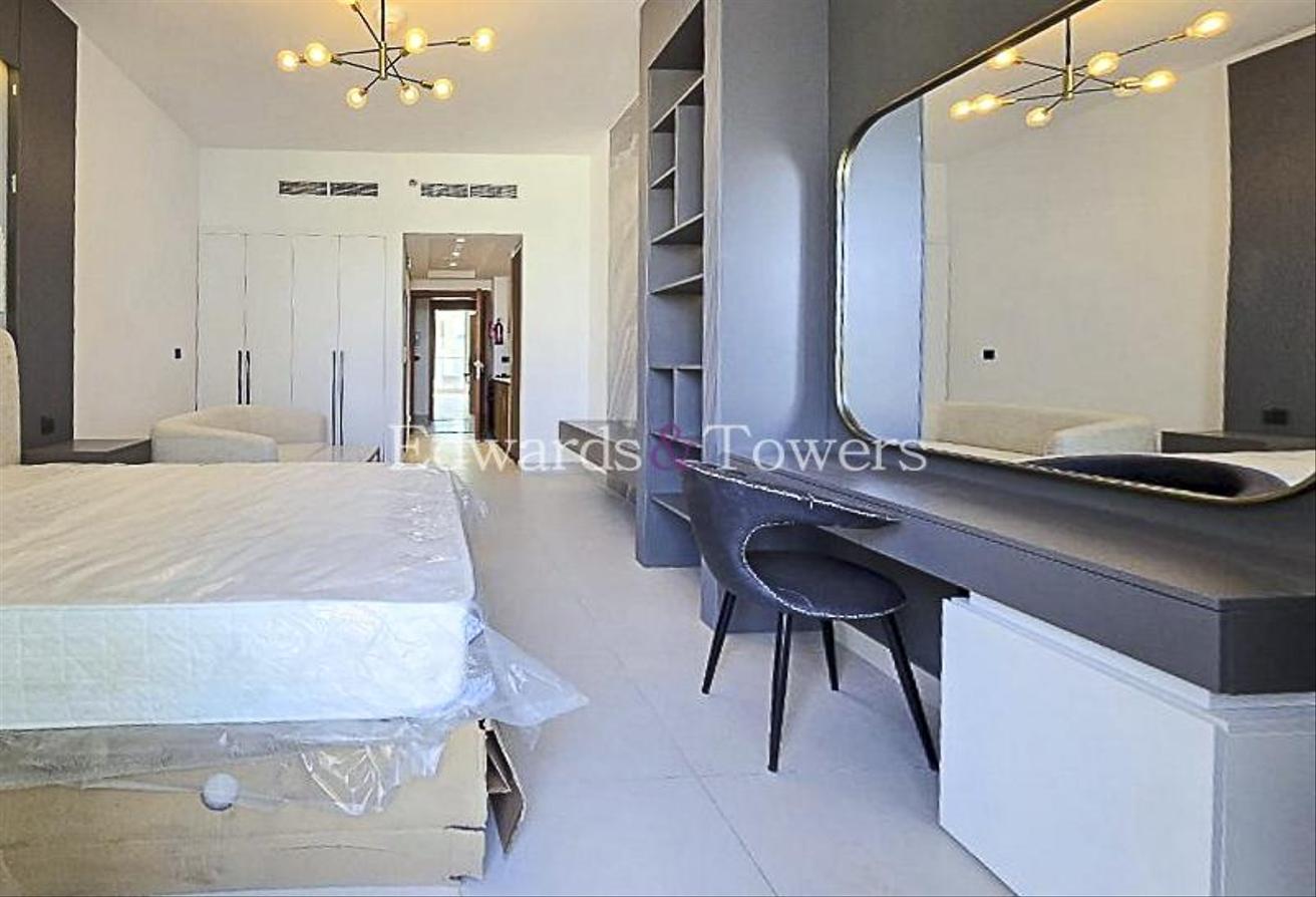 Brand New | Accepting 2 to 3 Chqs | Negotiable photo 3