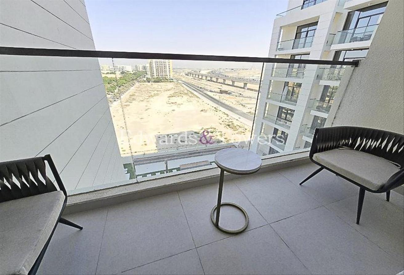 Brand New | Accepting 2 to 3 Chqs | Negotiable photo 6