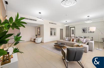 Apartment - 3 Bedrooms - 3 Bathrooms for sale in Rimal 5 - Rimal - Jumeirah Beach Residence - Dubai