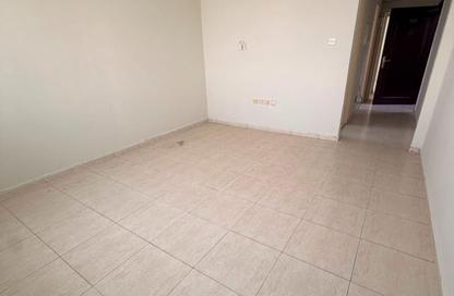 Apartment - 1 Bedroom - 2 Bathrooms for rent in Talal Building - Al Mujarrah - Sharjah