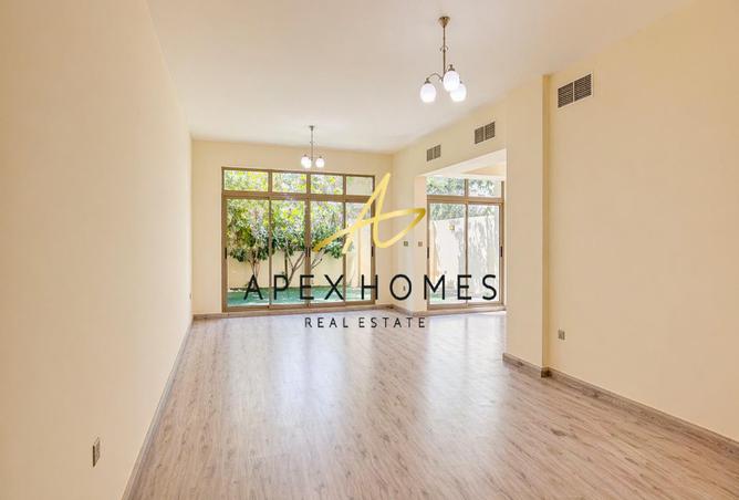 92253445 - Property Image 2