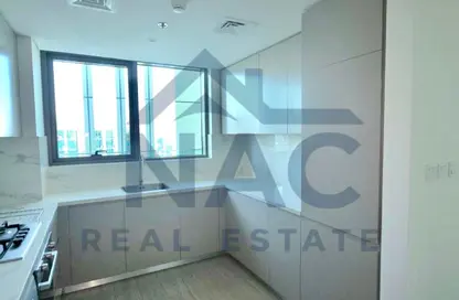 شقة - غرفة نوم - 2 حمامات للايجار في عزيزي فواد ريزيدنس - 2 مدينة دبي الطبية - الجداف - دبي