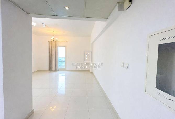 77394821 - Property Image 2