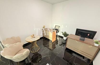 Office Space - Studio - 1 for rent in Fatima Mohammad Ahmad Bin Suleiman Building - Al Raffa - Bur Dubai - Dubai