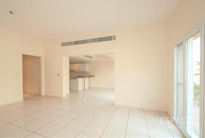 76165846 - Property Image 3