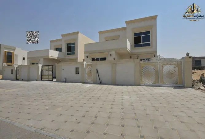 157800563 - Property Image 2