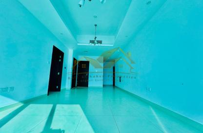 Apartment - 1 Bedroom - 2 Bathrooms for rent in Jumeirah Garden City - Al Satwa - Dubai