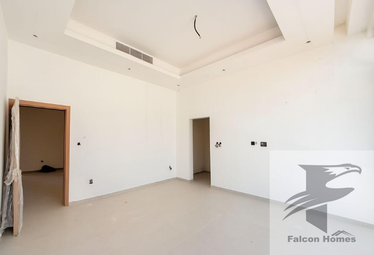 Brand New 5BR Villa with Big Garden photo 10