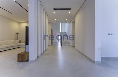 Villa - 4 Bedrooms - 6 Bathrooms for rent in Al Aweer 1 - Al Aweer - Dubai Villa - 4 Bedrooms - 6 Bathrooms for rent in Al Aweer 1 - Al Aweer - Dubai