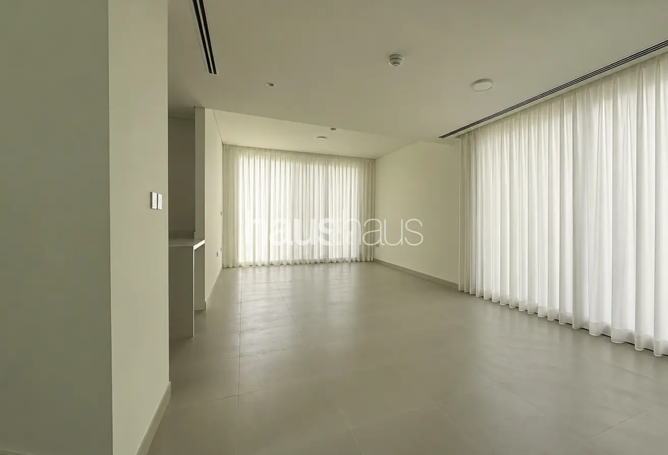 82780601 - Property Main Image