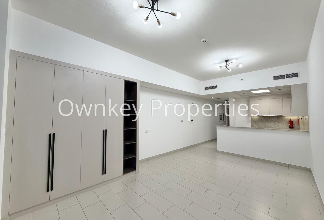1 MONTH FREE | LUXURY STUDIO | BURJKHALIFA VIEW photo 4