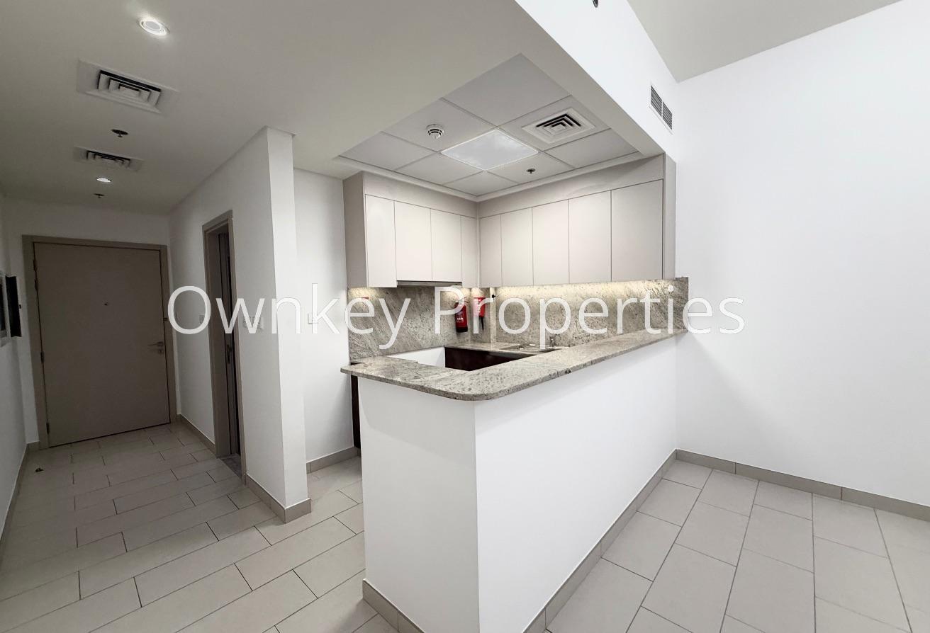 1 MONTH FREE | LUXURY STUDIO | BURJKHALIFA VIEW photo 8