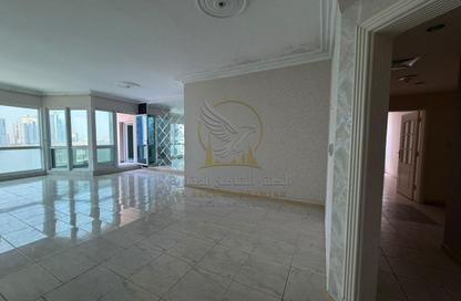 Apartment - 3 - 4 for rent in Al Majaz 2 - Al Majaz - Sharjah
