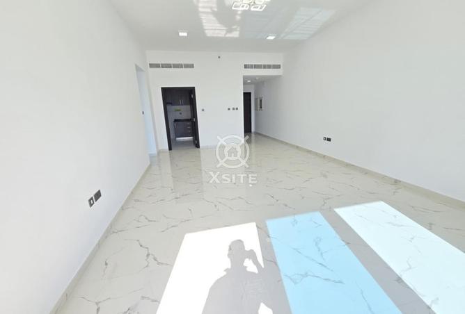 77372023 - Property Image 3