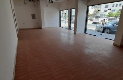 Shop - Studio - 4 Bathrooms for rent in Lake Tower - Al Majaz 1 - Al Majaz - Sharjah