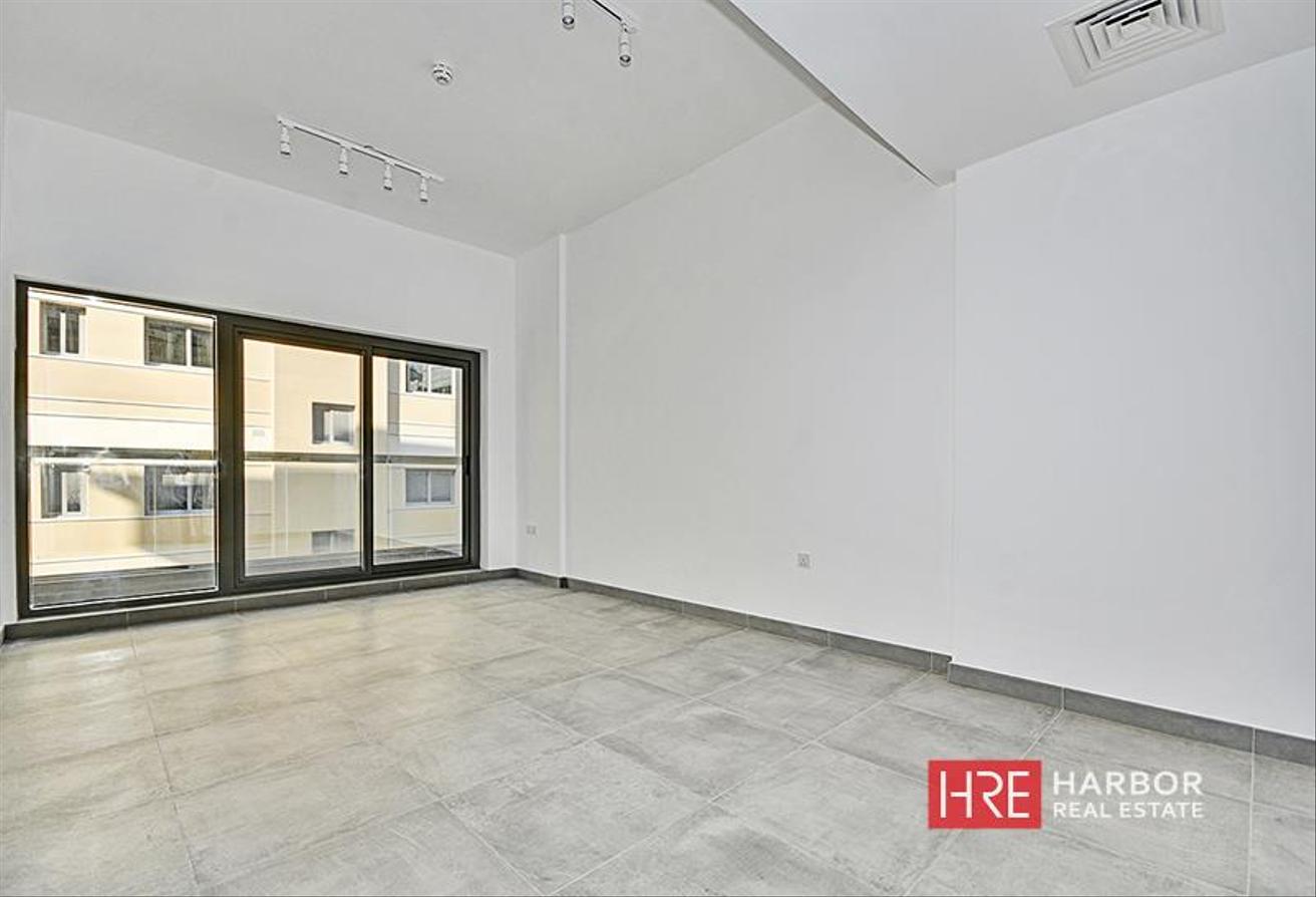 Family-Friendly | Modern 1BR | Ready to Move In photo 12