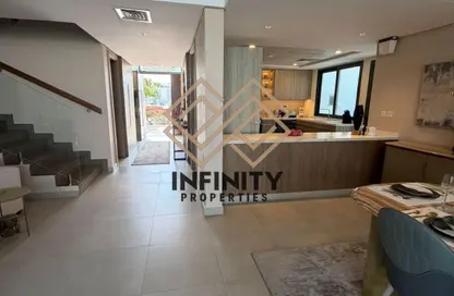 فيلا - 7 غرف نوم - 8 حمامات للبيع في جزيرة الشمس - مدينة أجمل مكان - مدينة الواجهة المائية لإمارة الشارقة - الشارقة