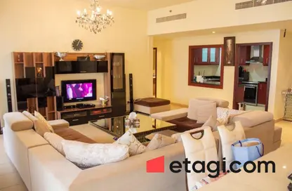 Apartment - 2 Bedrooms - 3 Bathrooms for rent in Rimal 1 - Rimal - Jumeirah Beach Residence - Dubai