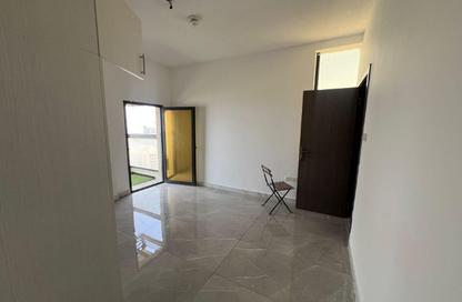 Apartment - 2 Bedrooms - 2 Bathrooms for rent in Gulfa Towers - Al Rashidiya 1 - Al Rashidiya - Ajman