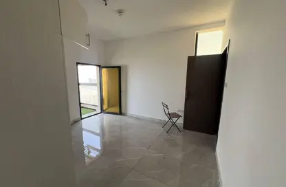 Apartment - 2 Bedrooms - 2 Bathrooms for rent in Gulfa Towers - Al Rashidiya 1 - Al Rashidiya - Ajman