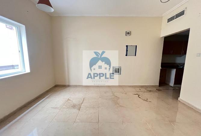 76128471 - Property Image 3