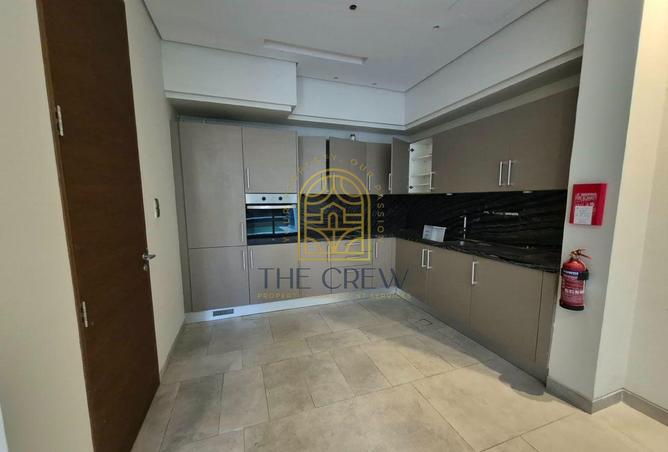 Spacious 1BR Apartment in Al Hamriya St, Bur Dubai photo 3