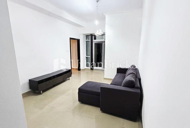 77387884 - Property Main Image