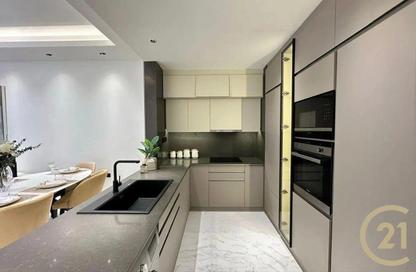 Apartment - 1 Bedroom - 2 Bathrooms for sale in Aeternitas Tower - Dubai Marina - Dubai