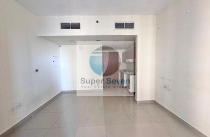 Apartment - Studio - 1 for rent in Lakeside Tower D - Lakeside Residence - Dubai Production City (IMPZ) - Dubai Apartment - Studio - 1 for rent in Lakeside Tower D - Lakeside Residence - Dubai Production City (IMPZ) - Dubai