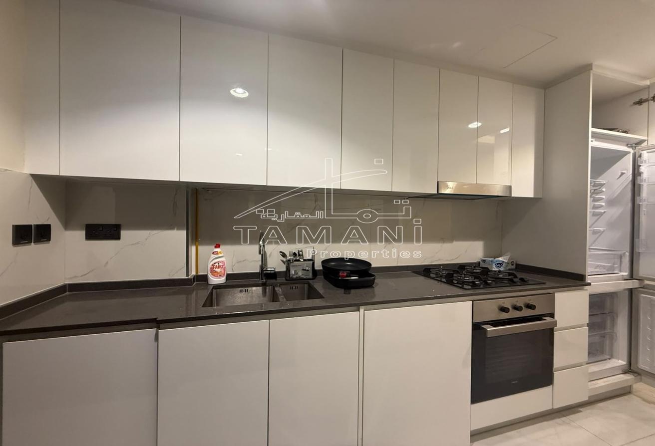 Exclusive Unit | Vacant | Modern Living photo 5
