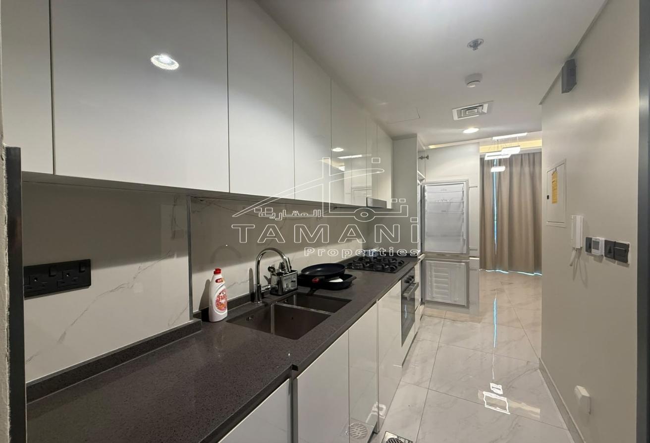 Exclusive Unit | Vacant | Modern Living photo 4