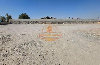 أرض - استوديو للايجار في مبني علي موسى - الصجعة الصناعية - الصجعة - الشارقة