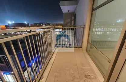 شقة - غرفة نوم - 2 حمامات للايجار في أبتاون الزاهية - الزاهية - تجارية مويلح - الشارقة